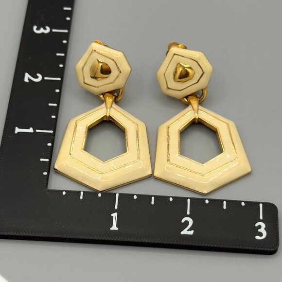 Vintage St. John Knits Tan Enameled Gold Tone Drop Clip On Earrings Geometric - Picture 10 of 14